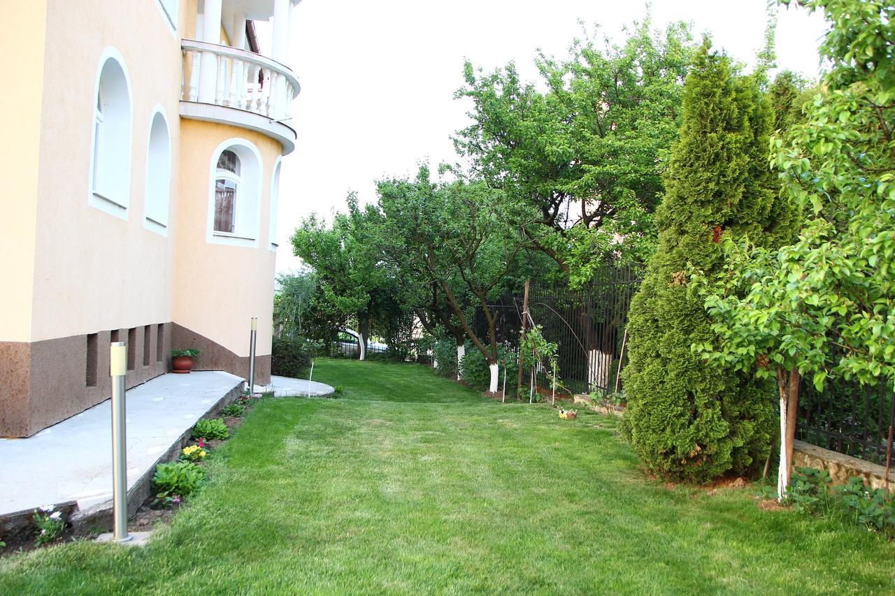 Casa Monica Hotel Băile Felix Екстериор снимка