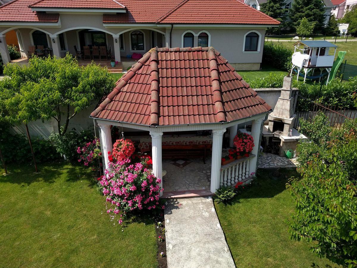 Casa Monica Hotel Băile Felix Екстериор снимка