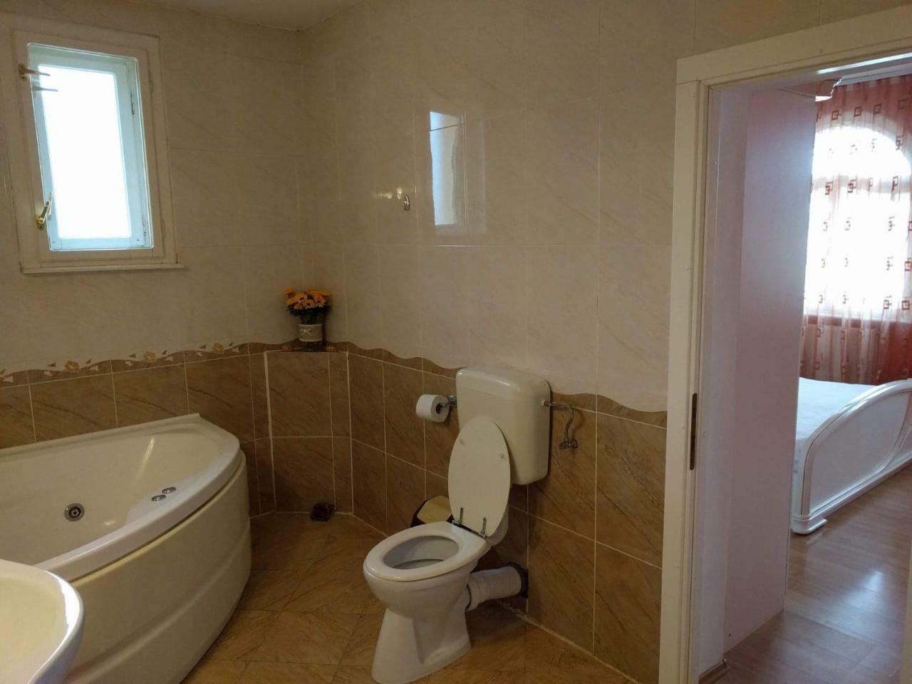 Casa Monica Hotel Băile Felix Екстериор снимка