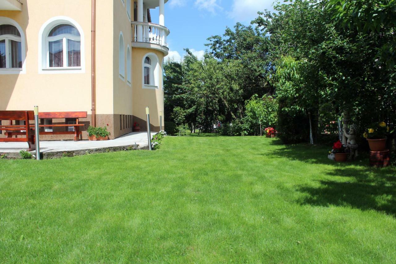 Casa Monica Hotel Băile Felix Екстериор снимка
